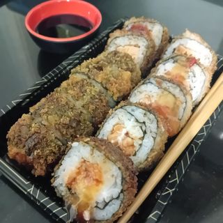 Hot Filadélfia de Salmão 12 Peças