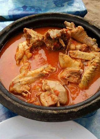 Kédjénou De Pondeuse + Attiéké