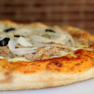 Pizza Atum com Cebola 