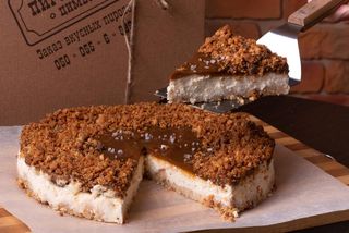 Чізкейк з солоною карамеллю (1200г)