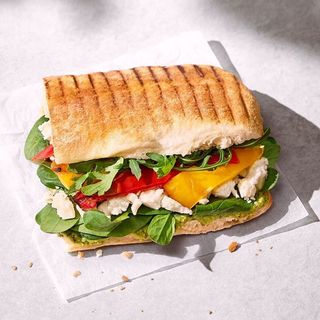 Spianata Zielonej Bogini mozzarella + grillowana papryka