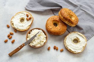 Bagel, Fromage Blanc, Confiture Maison