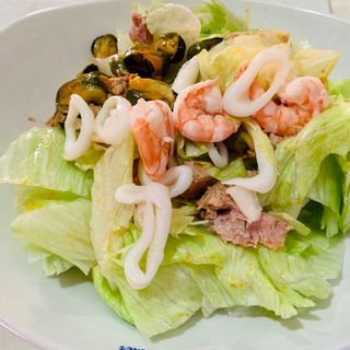 Ensalada con mariscos