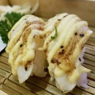 4. Sushi Pez Mantequilla Con Trufa