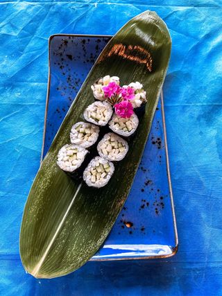 Hosomaki ryby i owoce morza  8szt