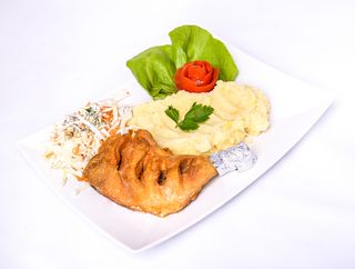 Pulpa de pui si clatita cu gem