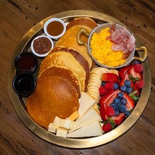 BODEGÓN DE TORTITAS