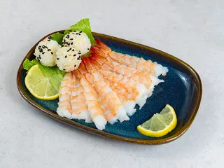 Sashimi z krewetką (100g)