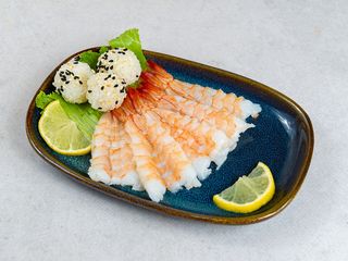 Sashimi z krewetką (100g)