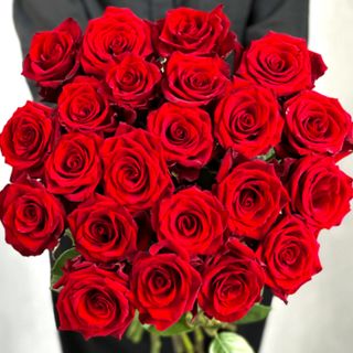 25 czerwonych róż