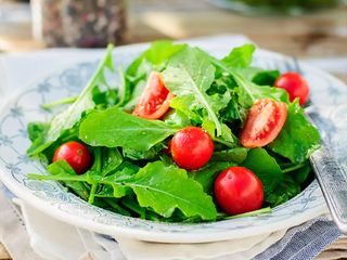 Микс Зелени Салати С Чери (200г)