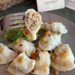 Pierogi z mięsem 8 szt