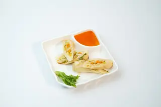 34.Rollo de primavera con verduras (2 pzs.)