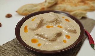 წიწილი ბროწეულის ბაჟეში