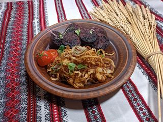 Кров'янка з цибулею