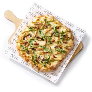 Pinsa de pollo pesto