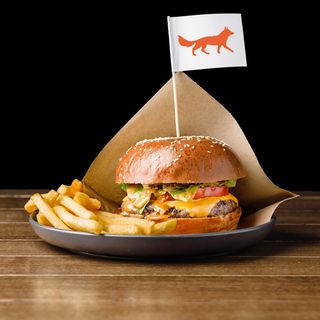 Бургер меню з картоплею фрі