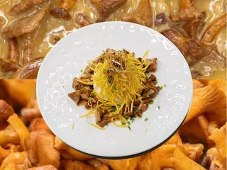 Бівштекс з лисичками
