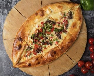 Пиде с мясом 