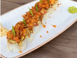 Рол Гуакамоле з тигровою креветкою 420г