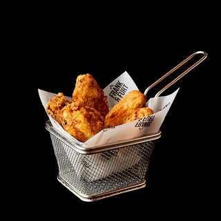 Alitas de pollo Kentucky