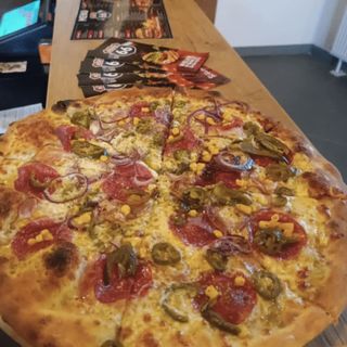 Pizza Ostra