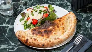 Pizza calzone