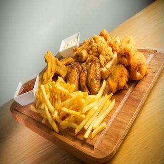 Tabla De Pollo Crujiente (Para 2 Personas)