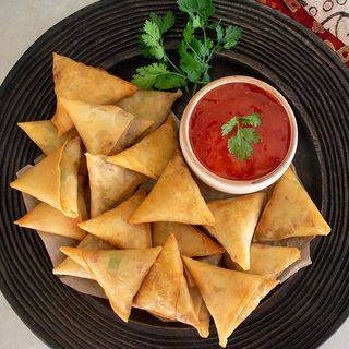 Ración de samosa de pollo (3 uds.)