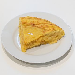 Ración De Tortilla Tradicional De Patata
