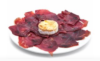 Cecina Con Queso De Cabra