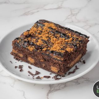 BROWNIE CREMA LOTUS Y MANTEQUILLA DE CACAHUETE (Vegano)