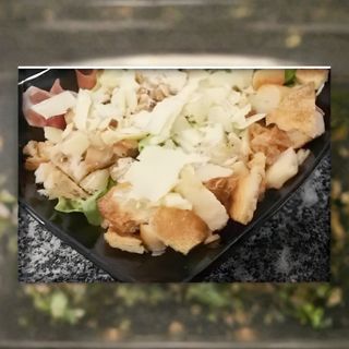Salata Caesar