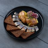 Норвезький оселедець з печеною картоплею (280г)