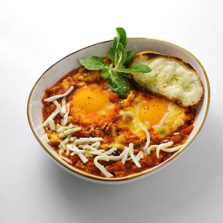 Шакшука с сыром