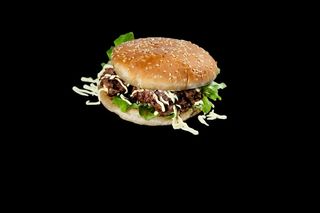 243. Hamburger con salsiccia