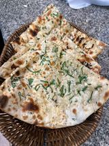 Cheese And Garlic Nan