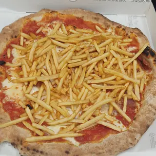 Pizzone margherita con patatine 