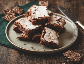 Brownie čokolada sa sladoledom od vanilije 