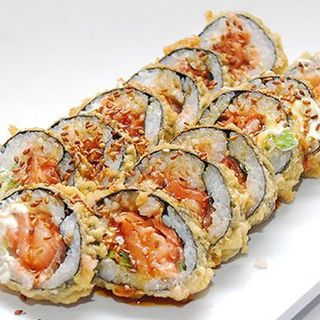 1/2  Godzila roll  Tuna  (4 Uds.)