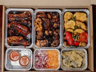 Шашличний бокс (2200г)