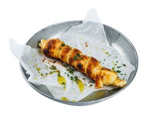 Хачапурі з сулугуні на шампурі (180g)