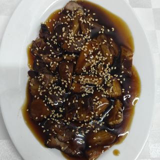 Cerdo chashao(frito y sésamo)