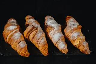Croissant box