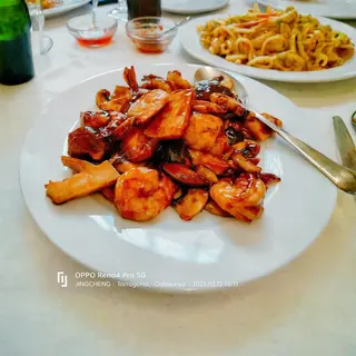 76, Gambas Con Bambú Y Setas Chinas