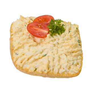 Połówka z pastą jajeczną