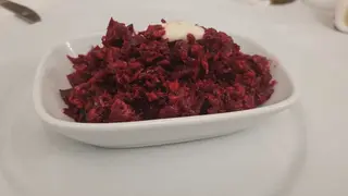 Salată de sfeclă roșie