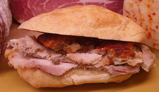 Panino con porchetta