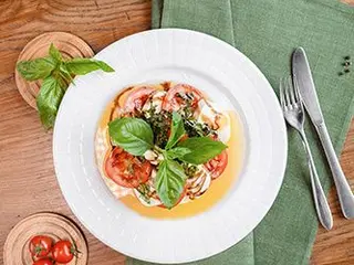 Салат Капрезе (300g)