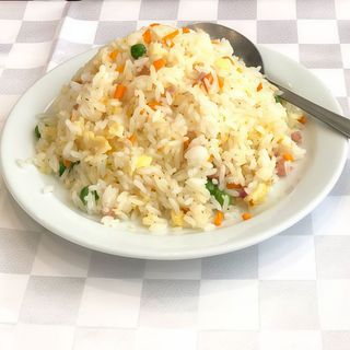 Arroz Frito Con Tres Delicias